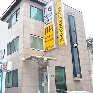 Отель Skypark Myeongdong, Сеул